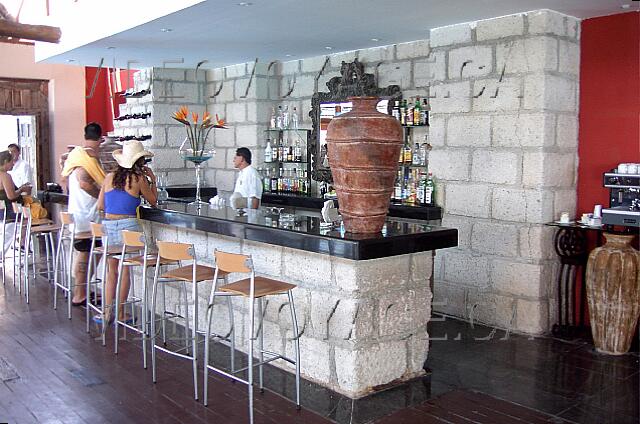 Mexique Cancun Grand Oasis Cancun El bar restaurante de Ibiza