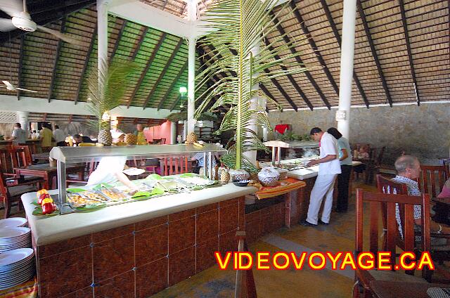 Republique Dominicaine Cabarete Celuisma Cabarete A small buffet with a limited choice of dishes at the restaurant located downtown.