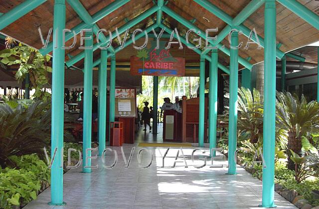 Republique Dominicaine Punta Cana Bavaro Beach & Convention Center La entrada al restaurante buffet Caribe.