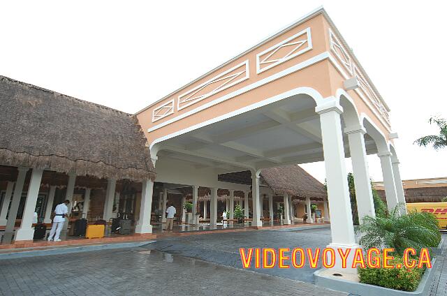 Mexique Puerto Morelos Sapphire Riviera Cancun La entrada al hotel