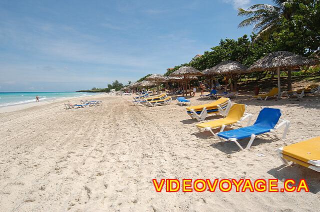 Cuba Varadero Breezes Bella Costa Une plage assez profonde qui termine avec la pointe rocheuse de la maison Dupont(Xanadu).