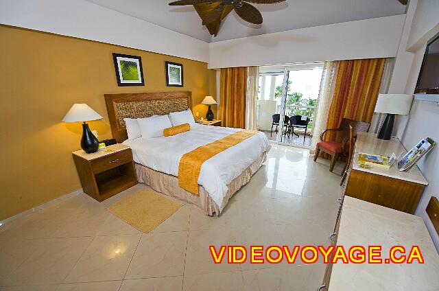 Republique Dominicaine Punta Cana Punta Cana La chambre Deluxe avec un lit, une grande chambre de 33 m2.