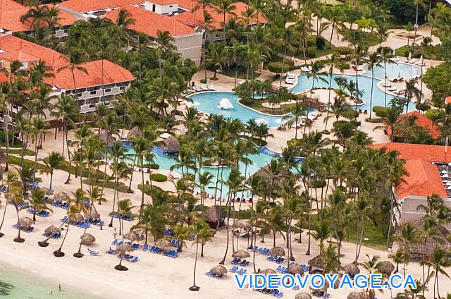 République Dominicaine Punta Cana Dreams Palm Beach Une vue aérienne des deux piscines principales.