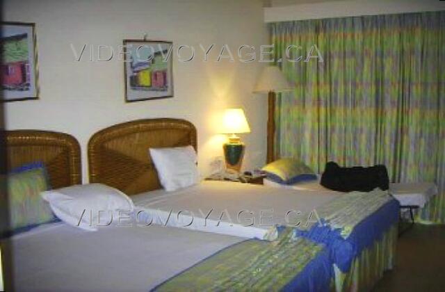 Republique Dominicaine Punta Cana Grand Palladium Punta Cana Res La habitación de hotel estándar Fieta Beach son pequeñas.